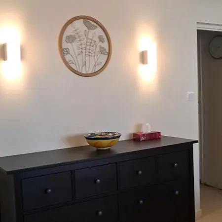 בית נופש La Casita סיג'אן